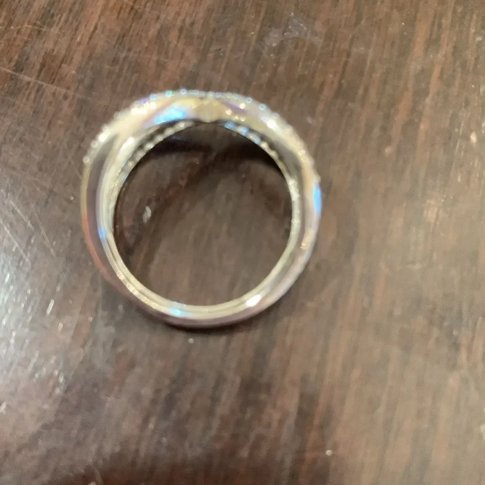 Elegant infinity ring with two overlapping bands 7